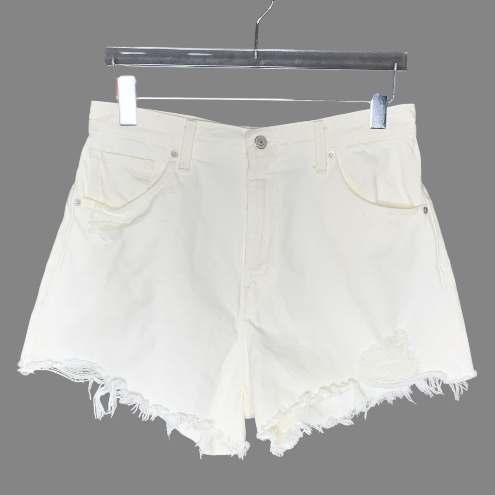 Levis 31 High Waisted Mom Shorts White Raw Hem Cotton Classic Denim